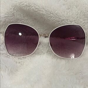 Chic Oversized Purple Sunglasses